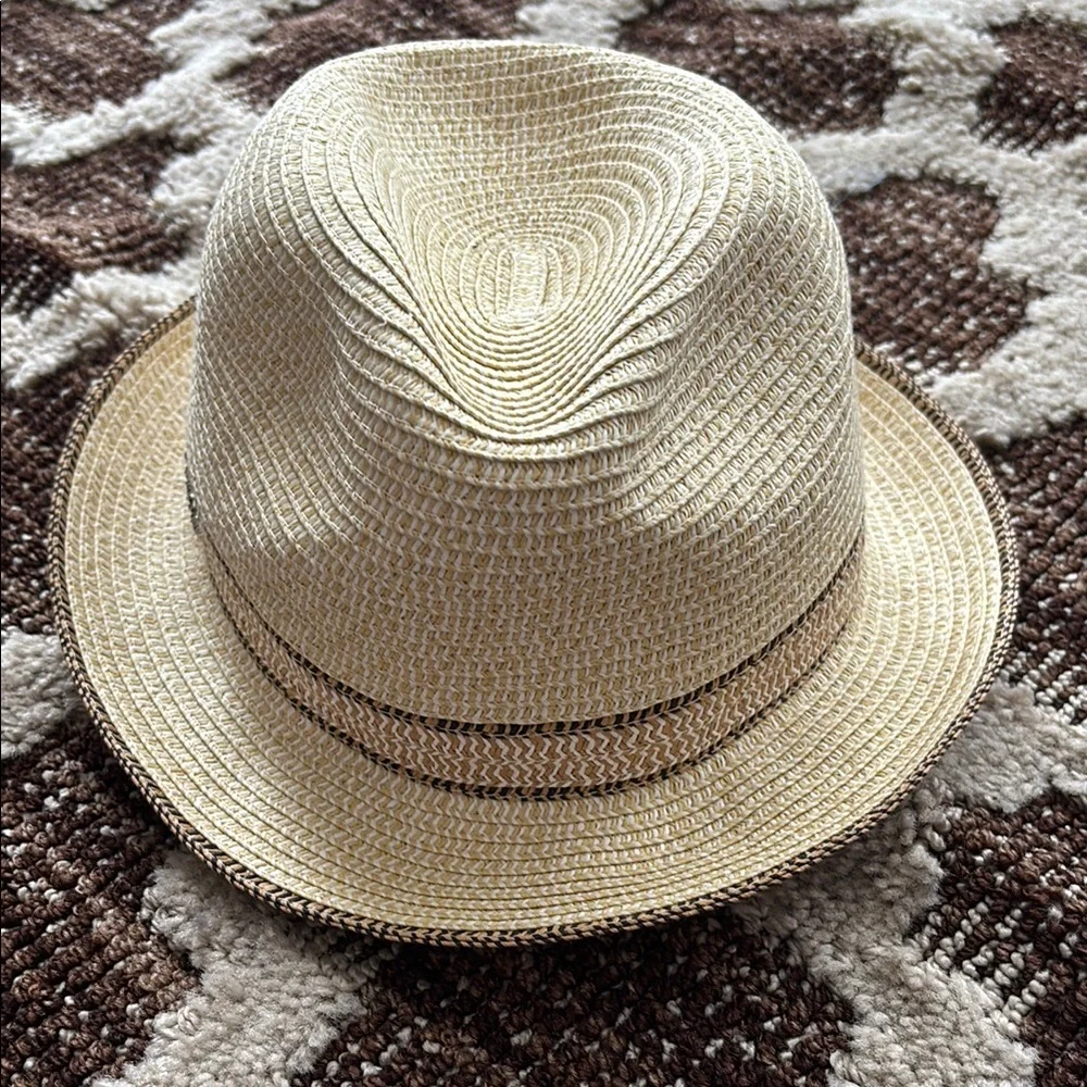 Calvin Klein Stylish Straw Fedora Hat